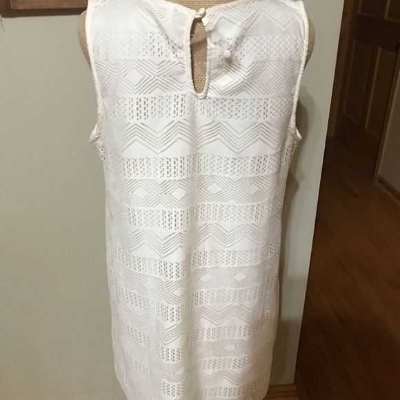 Geometric lace dress - Picture 3 of 5